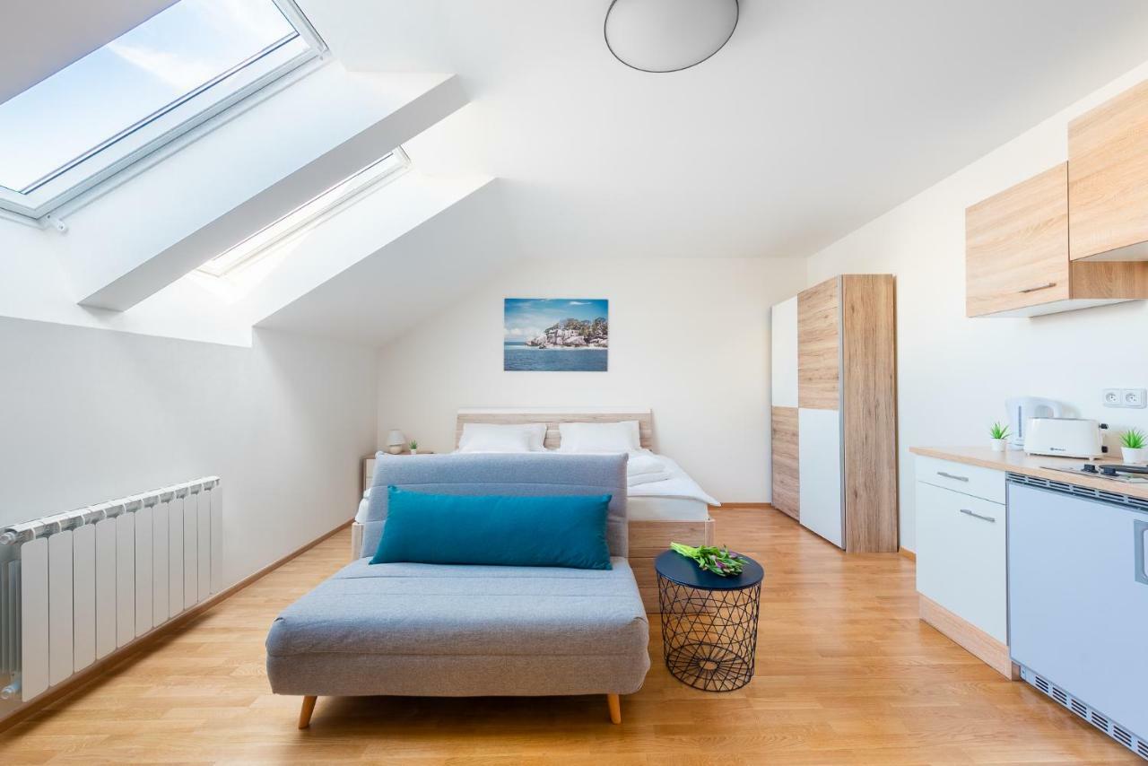 Ferdinand Apartment Прага Экстерьер фото
